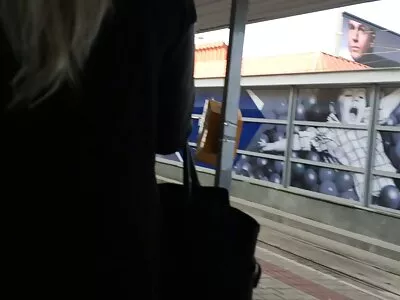 MILF تند و زننده با جوانان بزرگ و الاغ fickks ریکی روی سکس با دانش آموز مبل